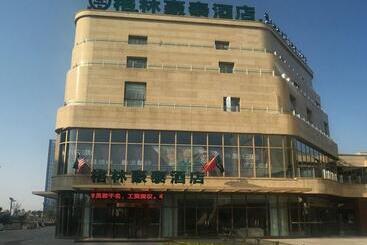 Отель Greentree Inn Shaoxing Binhai New City Dongsen Commercial Square