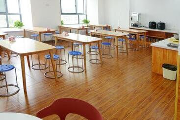 هتل Greentree Inn Wuxi Huishan District Yangshan Town Jiayang Life Plaza Business