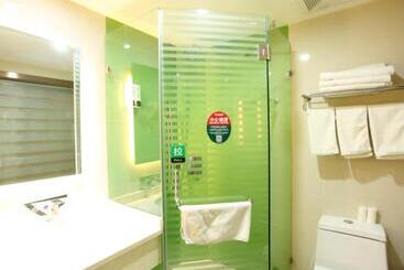 Отель Greentree Inn Zhangye Liangjiadun Town Zhangnin Road