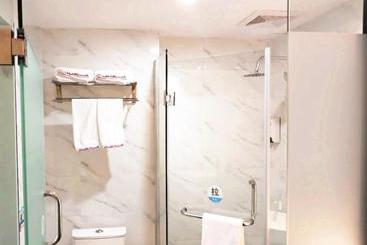 هتل Shell Wuhan City Wuhan University