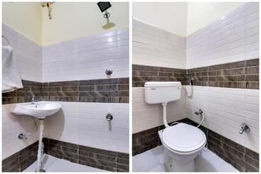 هتل Spot On 66108  Awadh Kailash Inn