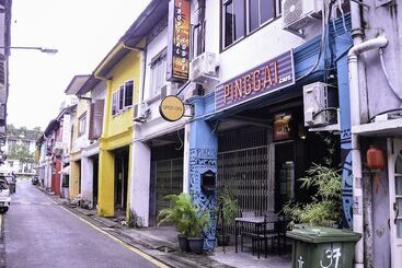 ホテル Spot On 89929 Tropical Lodge