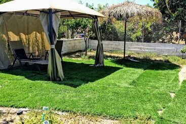 דירות לתיירים Katakolo Swim & Stay Big House 8 Guests