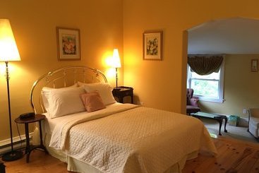 تختخواب و صبحانه Auberge Au Bois Dormant Inn