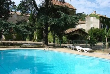 کلبه Chateau De Gaujac