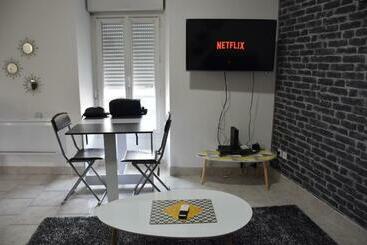 Studio Cozy A La Gare De Bourges
