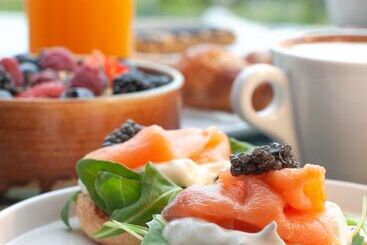 בית מלון כפרי Mount Athos Resort