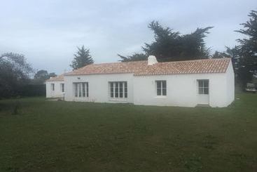 Жильё для туристов Les Genets