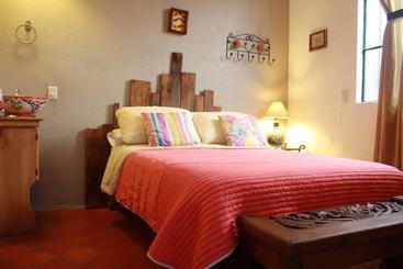 پانسیون Casa Tepozanes