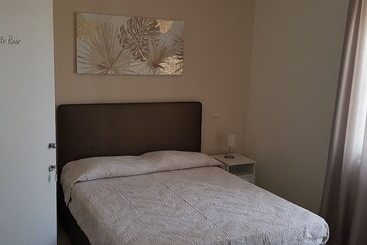 Пансион Little Rose Guest House