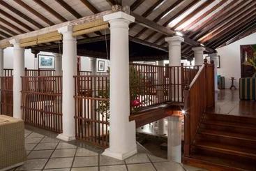 پانسیون The Kandy House