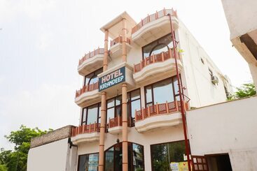 Отель Kirandeep By Oyo Rooms