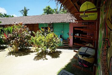 Mad Monkey Hostel Siargao