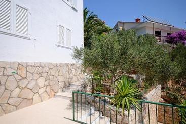 Apartments Aba