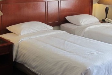 酒店 Expat's Nook Beach Resort