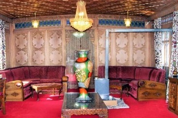 בית מלון כפרי Yadgaar Houseboats