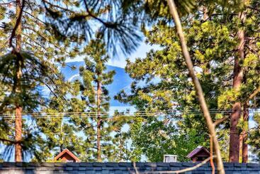 شقق خاصة سياحية Mv49 Lake Tahoe A Block From The Caverock Beach