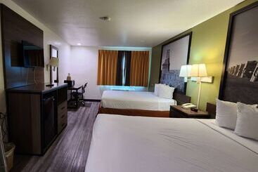 모텔 Super 8 By Wyndham Austin North/university Area