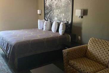 فندق على الطريق Surestay Hotel By Best Western Alexandria