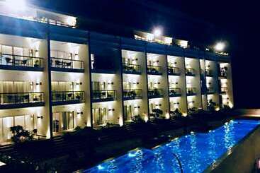 호텔 New Sea Beach Resort