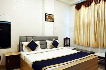 Отель Green View