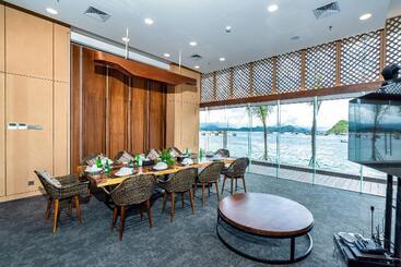 هتل Meruorah Komodo Labuan Bajo