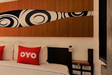 בית מלון כפרי Ma U Sabai By Oyo Rooms