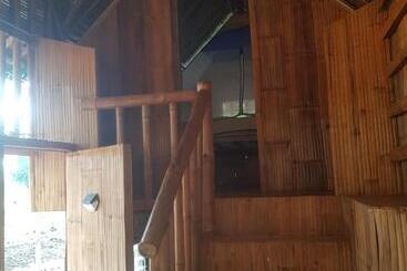 Pensão Nirvana Bamboo & Dive Resort