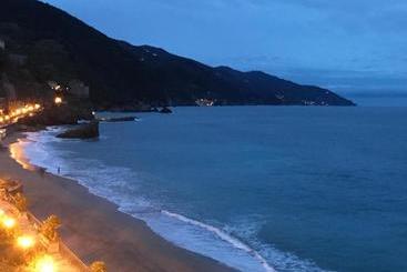 خانه La Terrazza Sul Mare Affittacamere