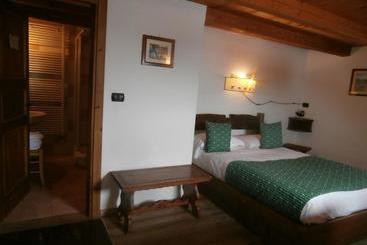 一軒屋 Baita Ancienne Bergerie