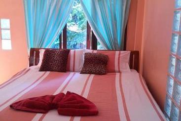 Hotel Black Marine Guest House