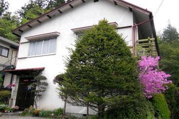 فندق Rindou No Ie