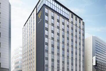 Отель Vista Premio Osaka Hommachi