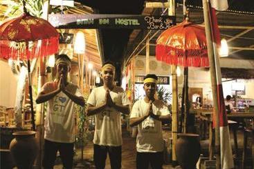호텔 Intan Inn  And Resto Gili Trawangan