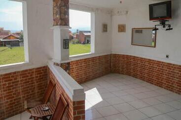 旅馆 Wisma Vandera Syariah Garut Mitra Reddoorz