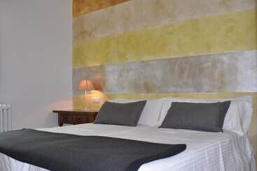 בית מלון כפרי Orellana Perdiz