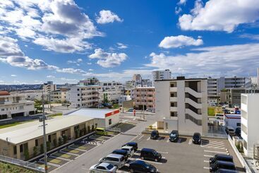 هتل آپارتمان Aquaresort In Chatan