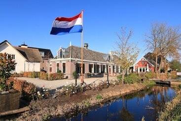 Small Luxury Boutique Hotel Wilma J