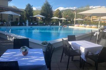 Loriana Park Hotel Sul Lago