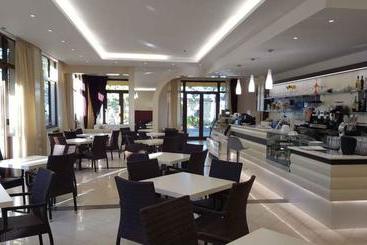 Loriana Park Hotel Sul Lago