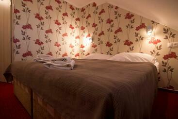 膳宿费 Penzión Galéria