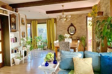 Пансион Dom Z Sauną I Jacuzzi  Na Wyłączność Lub Pokoje