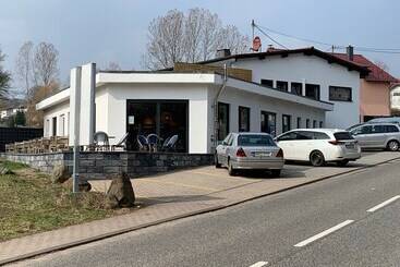 Ferienwohnungen Weis Am Bostalsee