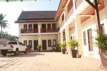 Апарт-отель 888guest House