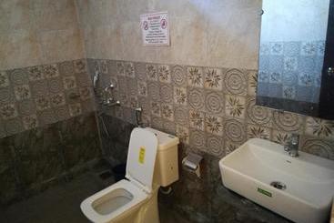 هتل Royal Tulip Goa Beach Cottages