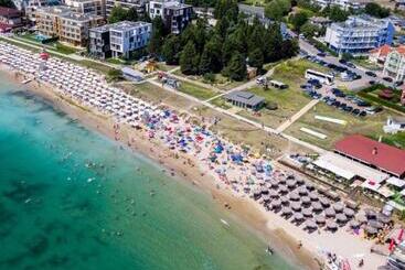 膳宿费 Sineva Guest House