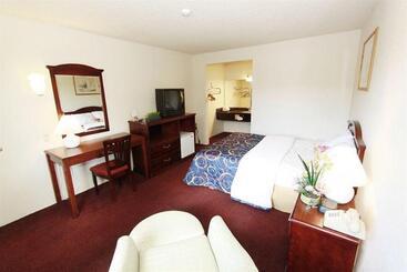 בית מלון כפרי Inn At Lake Washington