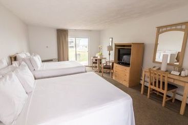 فندق The Three Seasons Resort