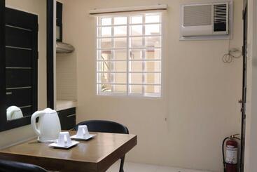 Retkeilymaja Reddoorz At Grand Apartelle Hernan Cortes Cebu