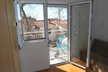 پانسیون Apartments Popović